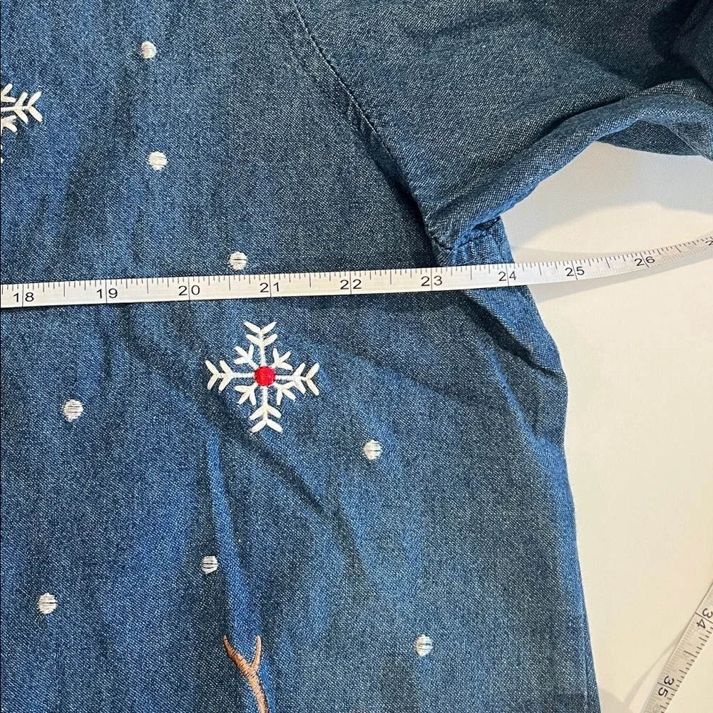 Tantrums‎ - denim button down shirt with Snowman Design, xxl